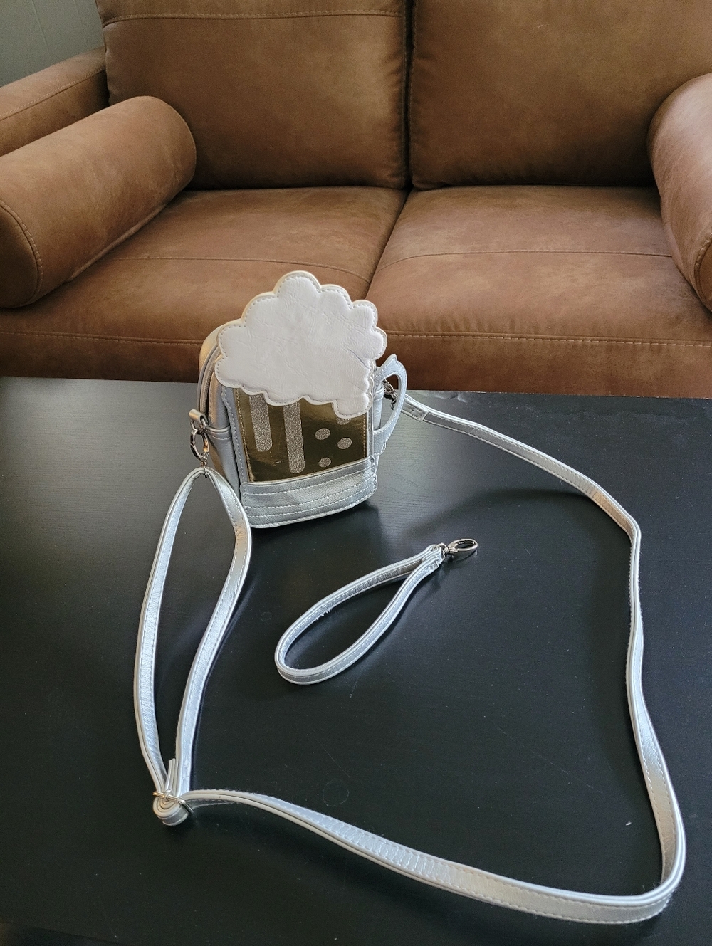 Novelty Silver & Gold Beer Crossbody Bag - White Top - Picture 2 of 7